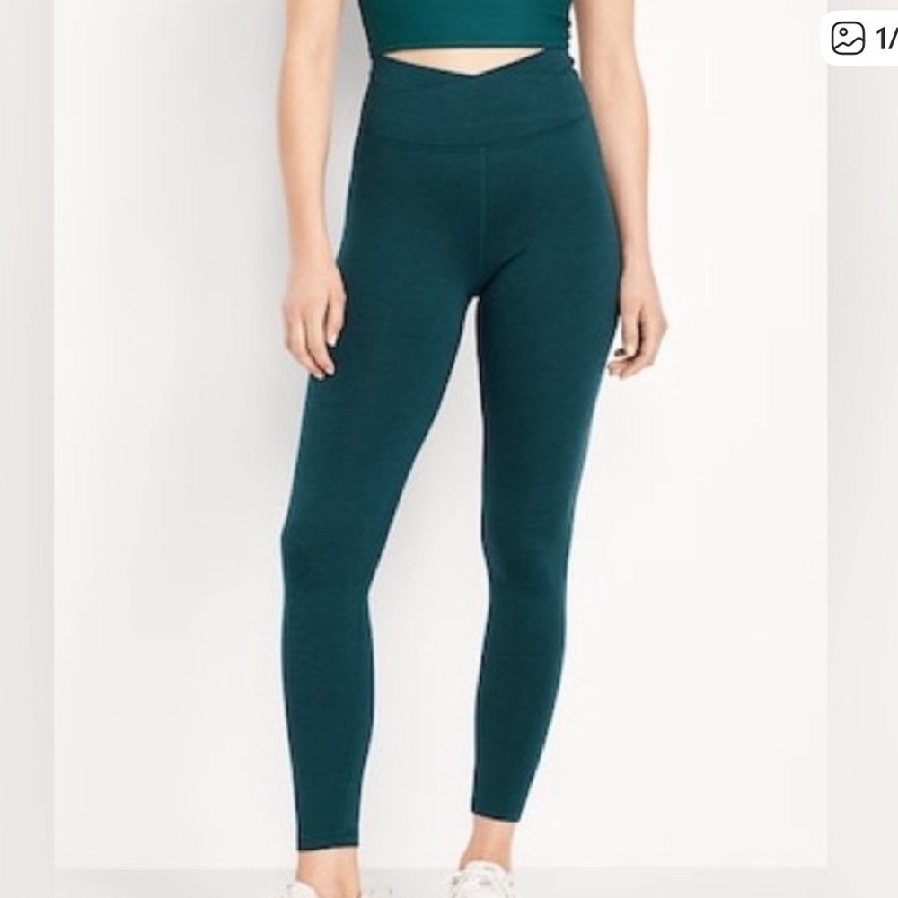 Extra High-Waisted CloudComfy 7/8 Leggings